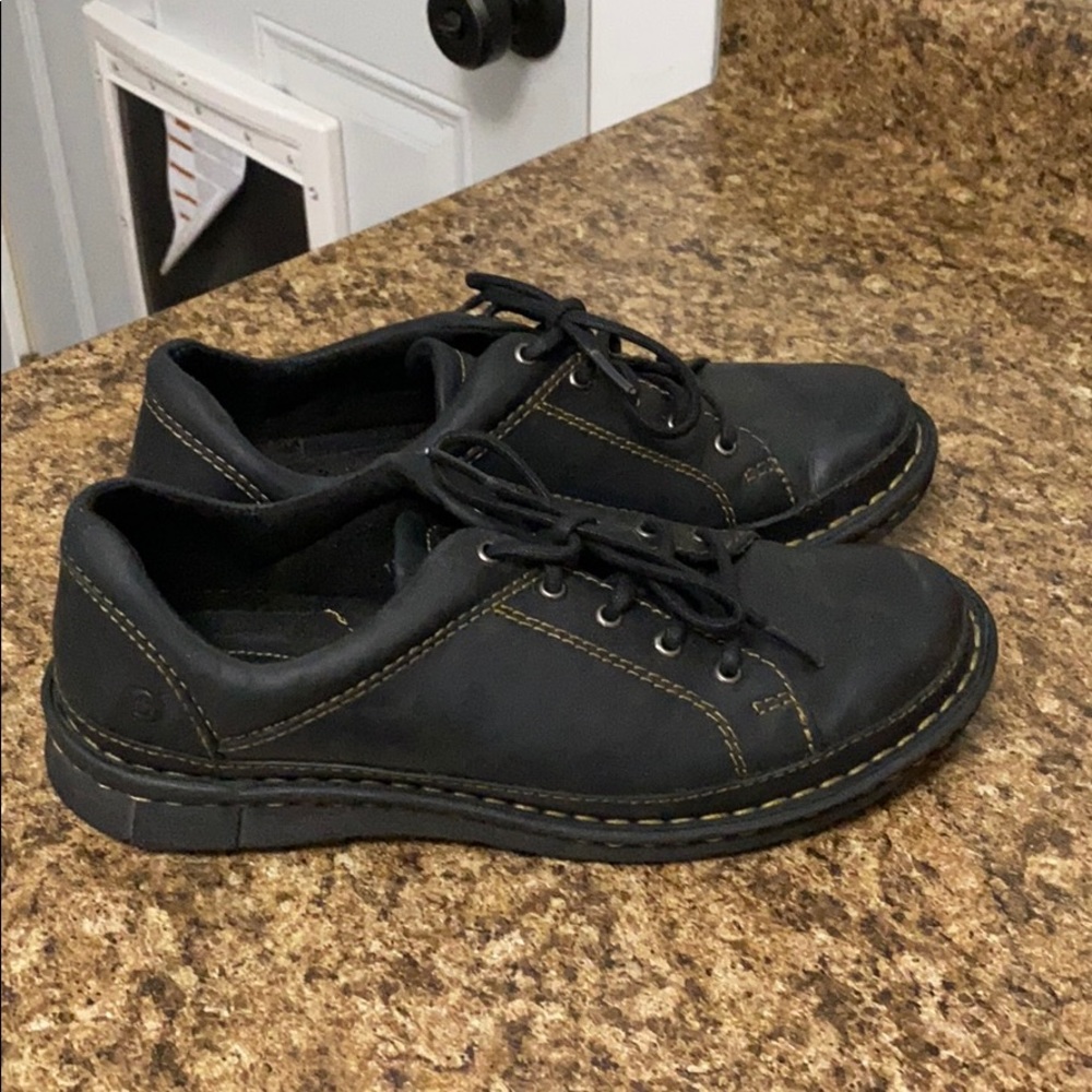 Born Oxfords